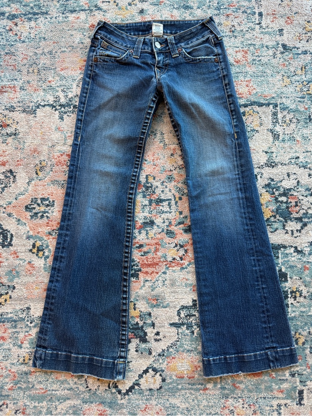 True Religion Vintage Joey Low-rise Boot Jeans
Size 26